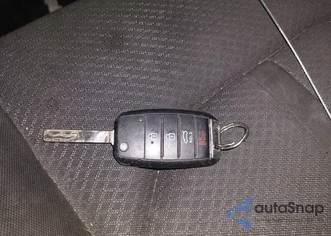 2016 Kia Optima Lx from USA, damaged, VIN 5XXGT4L3XGG074585